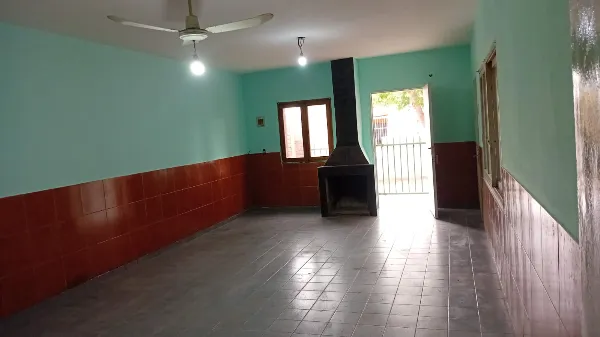 Casa de tres habitaciones en Rawson, foto 3 de 14