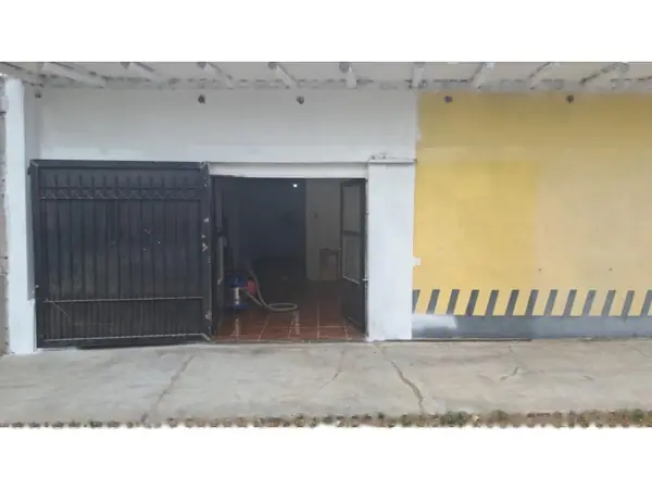 Salón 50m2 En Calle Gral Acha Casi Progreso, foto 2 de 6
