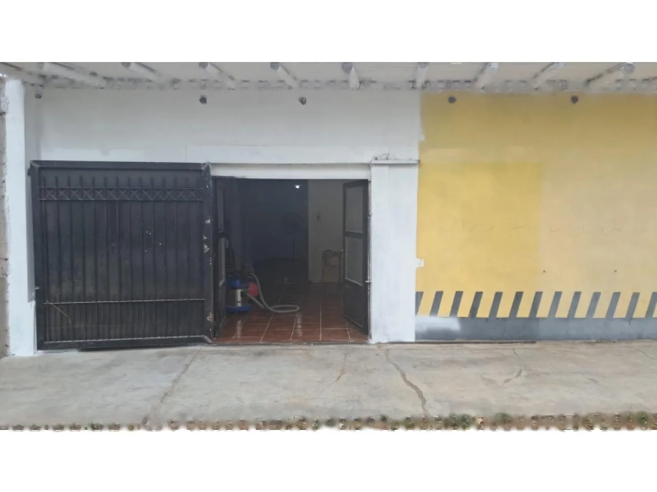 Salón 50m2 En Calle Gral Acha Casi Progreso, foto 2 de 6