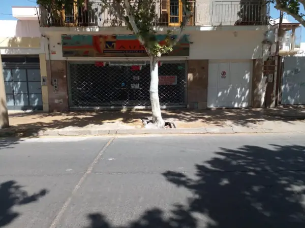 Salón Céntrico Calle Rivadavia 530 Oeste. Capital, foto 11 de 11